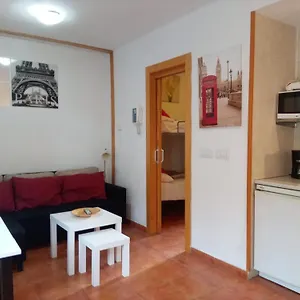Estudio En Zona Baja Y Garaje Opcional Serra Nevada